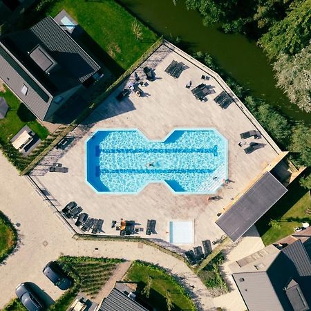 Chalet 550 Op Recreatiepark De Wielen 신트 마르턴 외부 사진