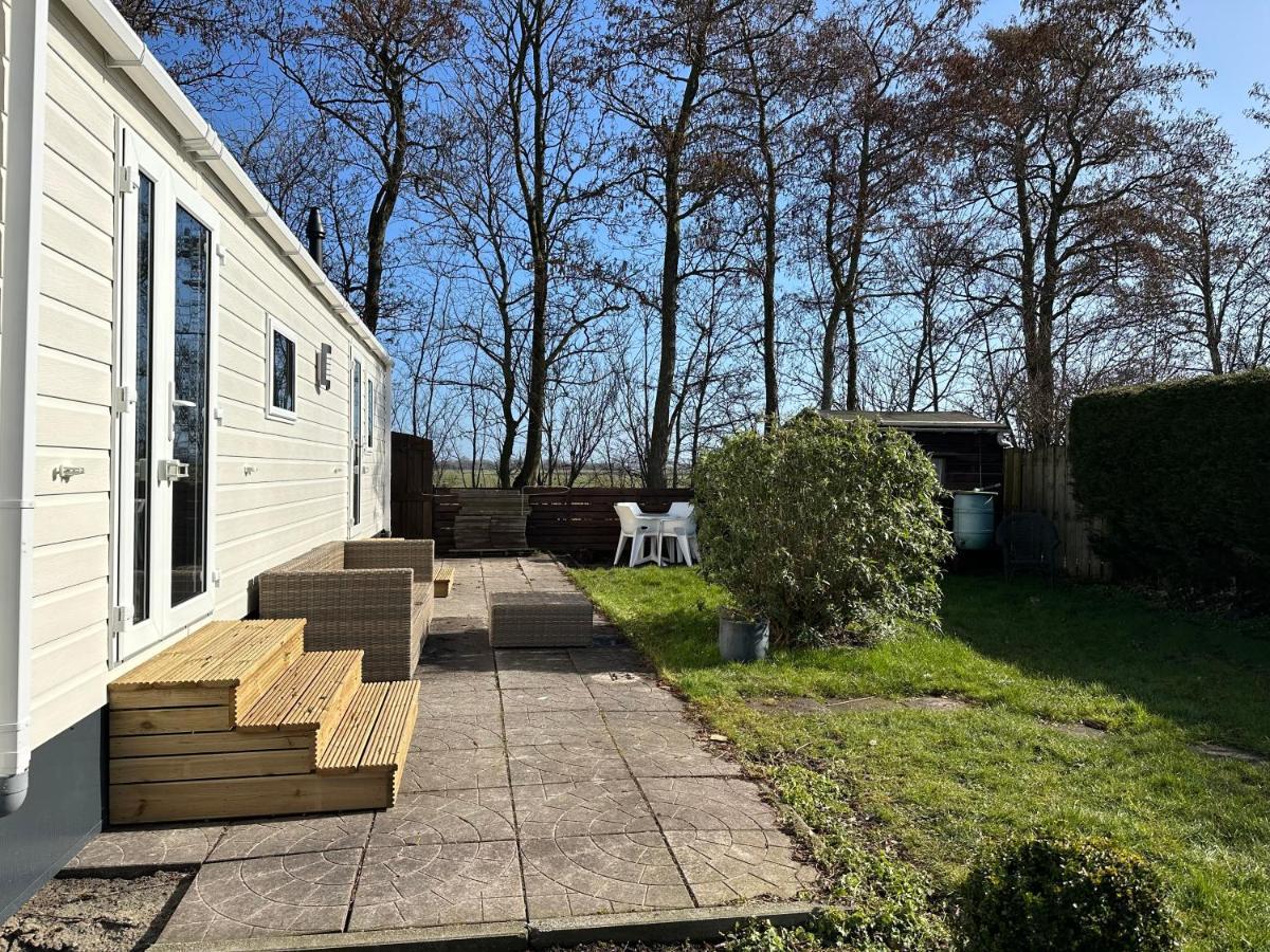 Chalet 550 Op Recreatiepark De Wielen 신트 마르턴 외부 사진
